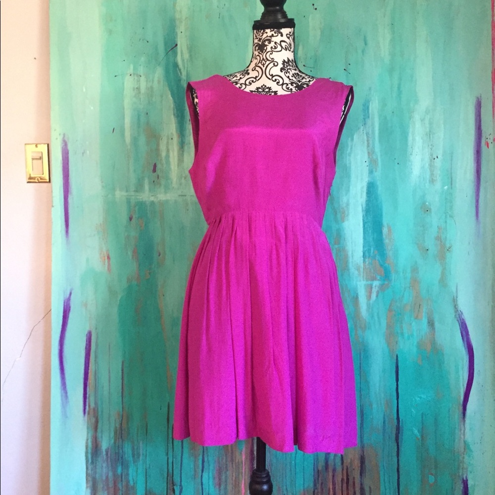 Lovely little fuchsia sundress size M.